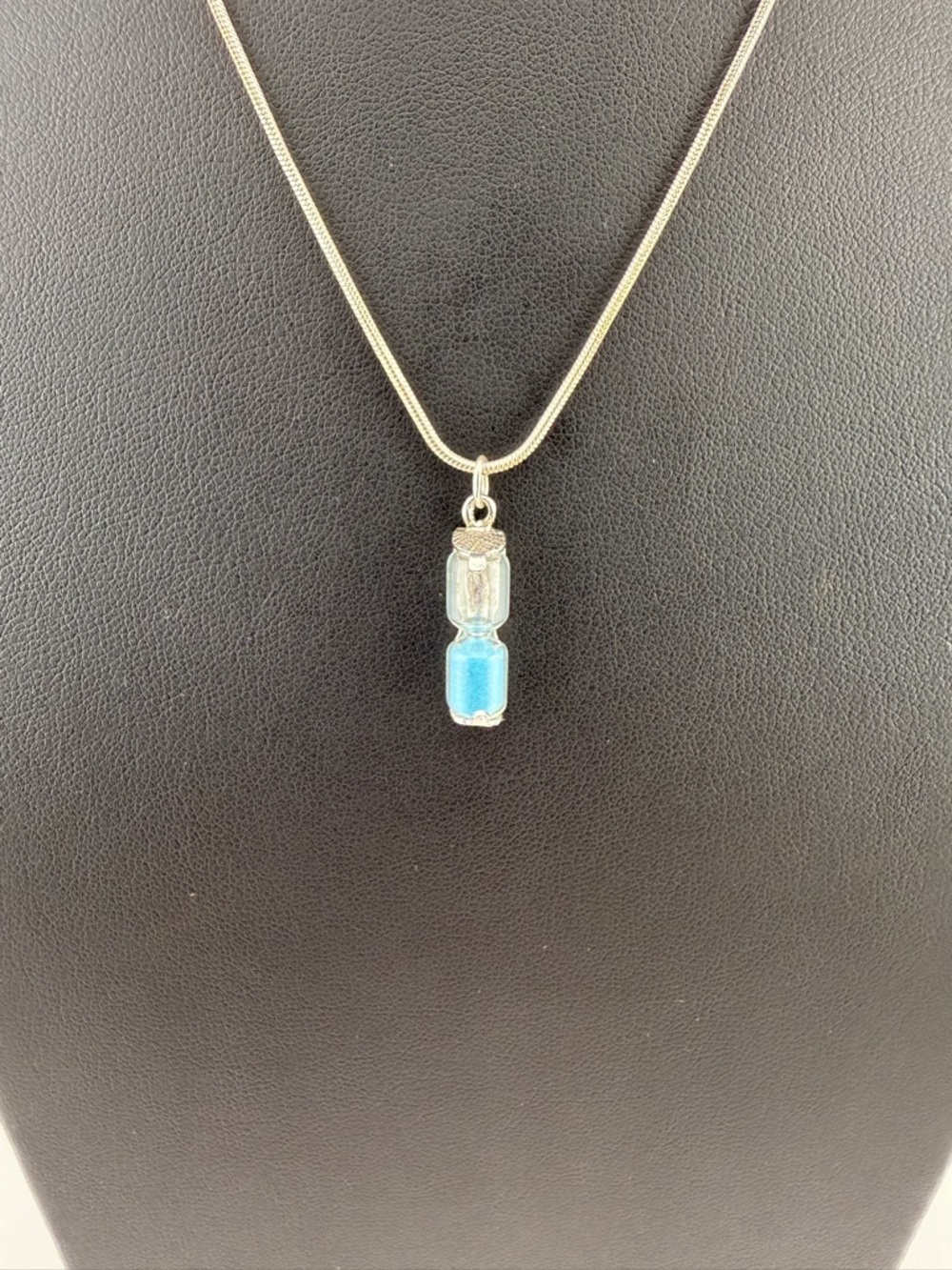 Tiny Silver Toned Hour Glass W/Blue Sand Necklace Working